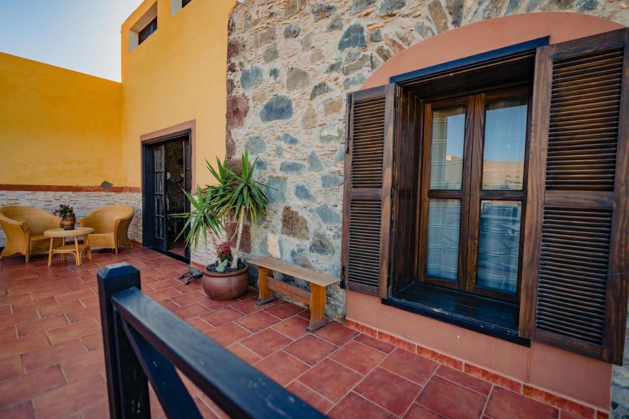 Hotel Rural Huerto Viejo Tesejerague エクステリア 写真
